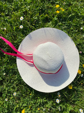 Load image into Gallery viewer, The Foldable Sun-Hat
