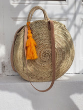 Load image into Gallery viewer, The Casablanca round tote
